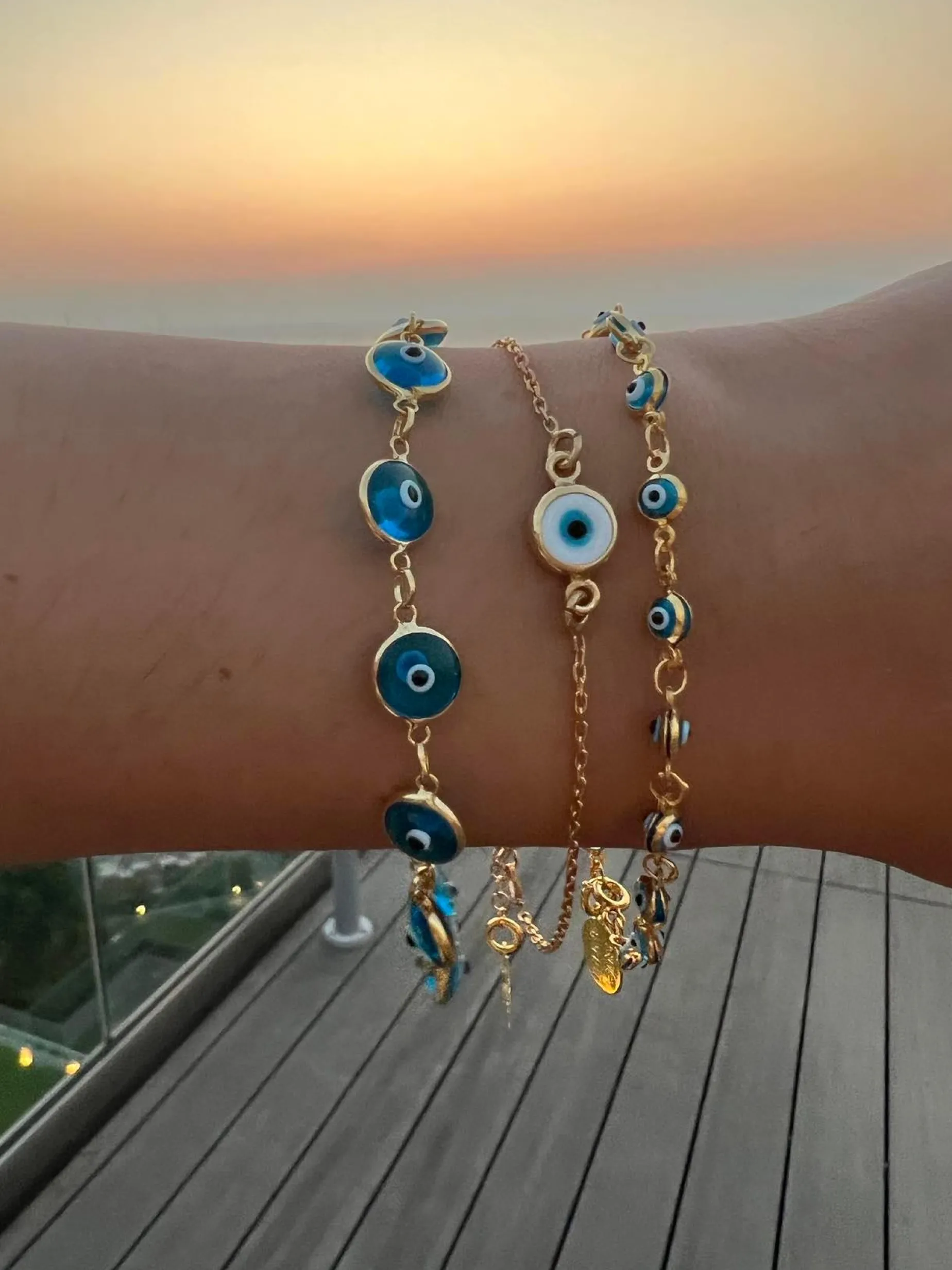 Connected bracelet