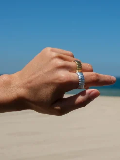 Essence of Connection Ring