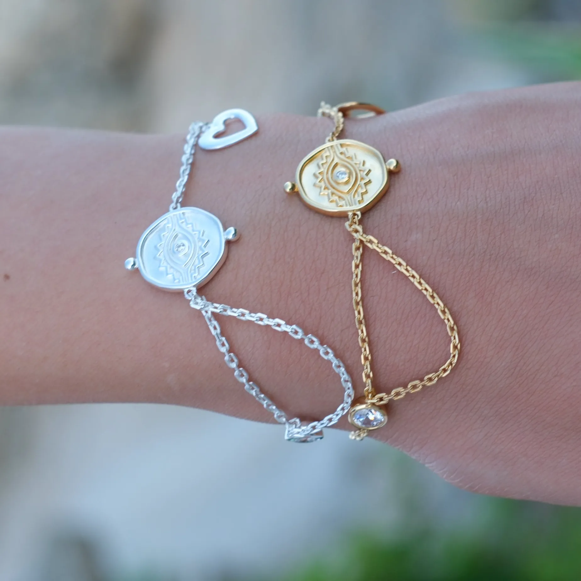 Heartfelt Glance Bracelet