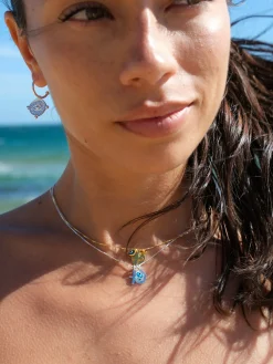 Reach for the sky necklace